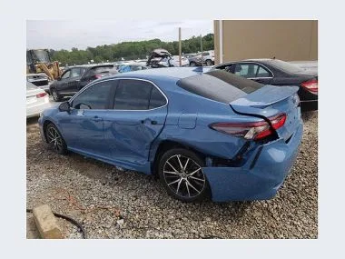 Toyota Camry 2023 — миниатюра 2