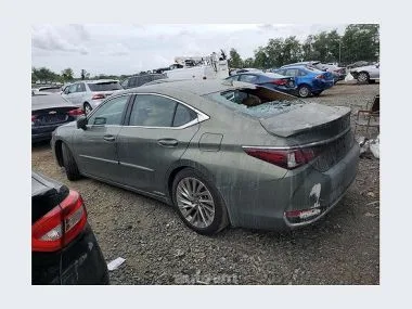 Lexus ES 300 2022 — миниатюра 2