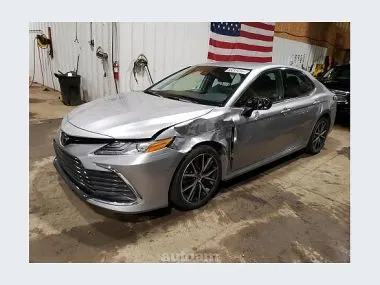 Toyota Camry 2023 купить в Москве