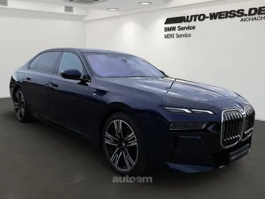 BMW i7 2023 — миниатюра 2
