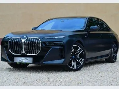 BMW i7 2023 купить в Москве