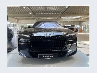 BMW i7 2023 — миниатюра 2