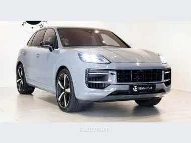 Porsche Cayenne 2023 — фото 1, купить с доставкой в Москву