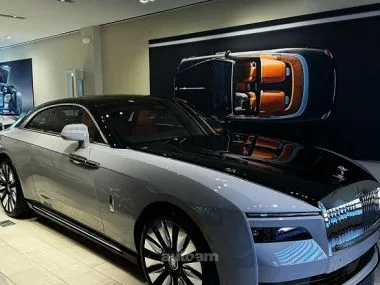 Rolls-Royce Spectre 2023 — фото 1, купить с доставкой в Москву