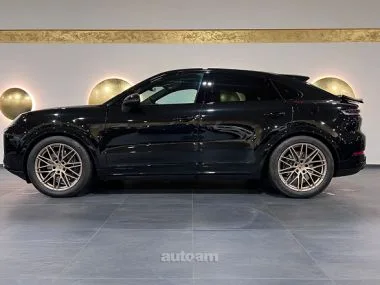 Porsche Cayenne 2023 — миниатюра 2