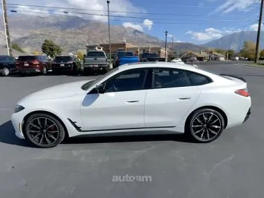 BMW i4 2023 — миниатюра 2