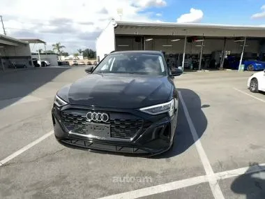 Audi Q8 e-tron 2023 — фото 1, купить с доставкой в Москву