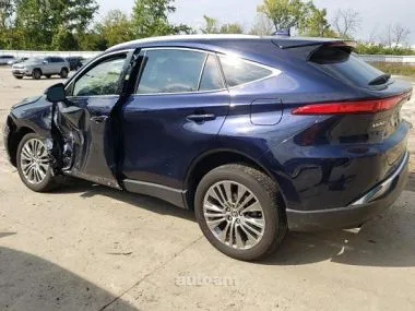 Toyota Venza 2022 — миниатюра 2