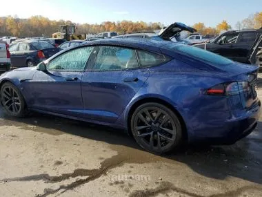 Tesla Model S PLAID 2022 — миниатюра 2