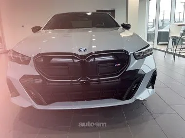 BMW i5 2023 — миниатюра 2
