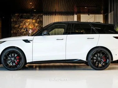 Land Rover Range Rover Sport 2023 — миниатюра 2