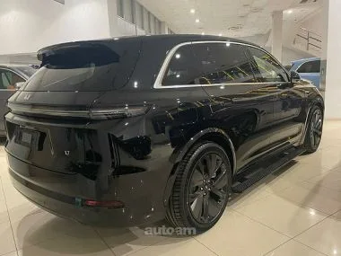 Li Xiang Li L7 ULTRA 2025 — миниатюра 2