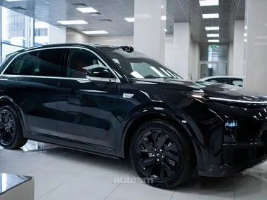 Lixiang Li L8 MAX 2024 — фото 1, купить с доставкой в Москву