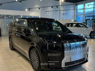 Zeekr 009 Me / 2024 — фото 1, купить с доставкой в Москву