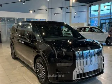 Zeekr 009 2024 купить в Москве