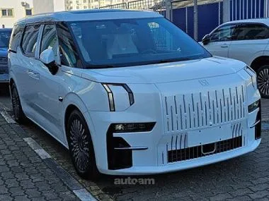 Zeekr 009 Me 2024 — фото 1, купить с доставкой в Москву