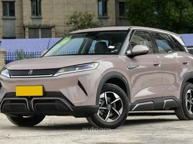 BYD Yuan Up 2024 — фото 1, купить с доставкой в Москву