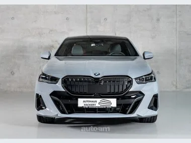 BMW 520 2024 — миниатюра 2