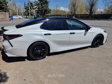 Toyota Camry TRD 2022 — фото 1, купить с доставкой в Москву