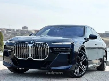 BMW i7 2022 — фото 1, купить с доставкой в Москву