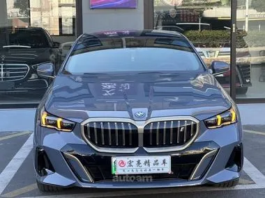 BMW i5 2024 — миниатюра 2