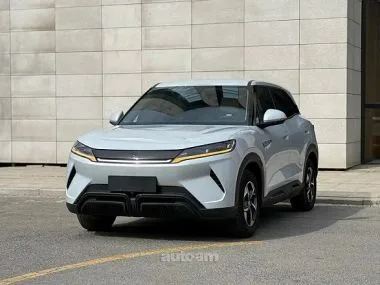 BYD Yuan Up 2025 — фото 1, купить с доставкой в Москву