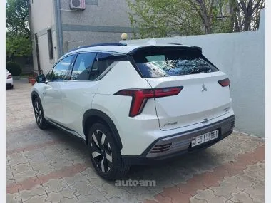 Mitsubishi Airtrek EV 2022 — миниатюра 2