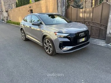 Audi Q4 e-tron 2024 — фото 1, купить с доставкой в Москву