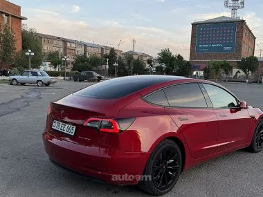 Tesla Model 3 Dual Mator Long Range 2023 — миниатюра 2