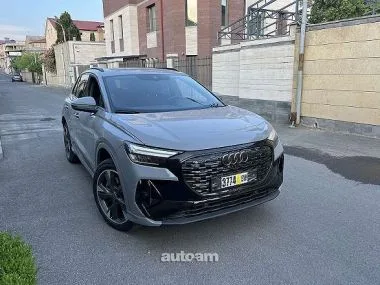 Audi Q4 e-tron 2023 — миниатюра 2