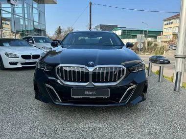 BMW i5 2025 — миниатюра 2