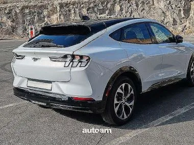 Ford Mustang Mach e 2022 — миниатюра 2