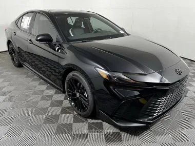 Toyota Camry 2025 — миниатюра 2