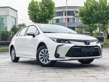 Toyota Corolla 2025 — фото 1, купить с доставкой в Москву
