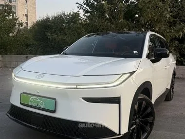 Toyota BZ3X 2025 — фото 1, купить с доставкой в Москву