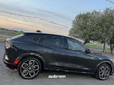 Ford Mustang MACH E GT PERFORMANCE 2022 — миниатюра 2