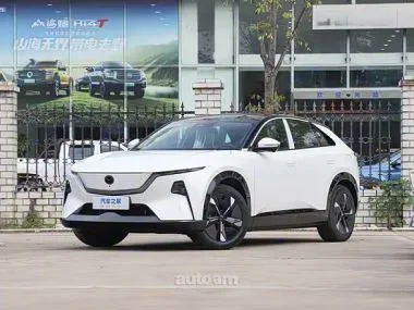 Mazda EZ-60 Extended Range Hybrid 200 Air 2025 — фото 1, купить с доставкой в Москву