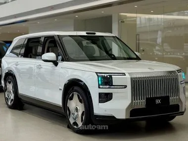 Zeekr 9X Ultra 2025 — фото 1, купить с доставкой в Москву