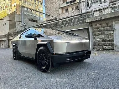 Tesla Cybertruck 2024 купить в Москве