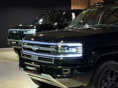 Fangchengbao Leopard 5 Yunnian Laser Qiuankun 2025 — миниатюра 2