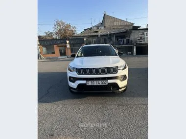 Jeep Compass Latitude LUX 2022 — фото 1, купить с доставкой в Москву