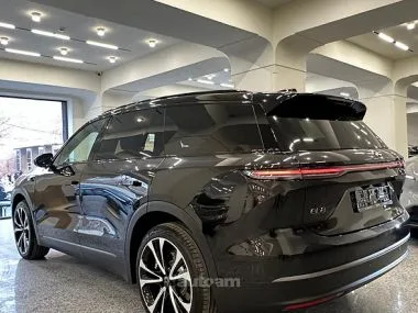 NIO EL8 Executive 2025 — миниатюра 2