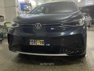 Volkswagen ID.4 2023 — фото 1, купить с доставкой в Москву