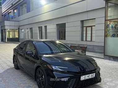 Toyota Camry 2024 — миниатюра 2