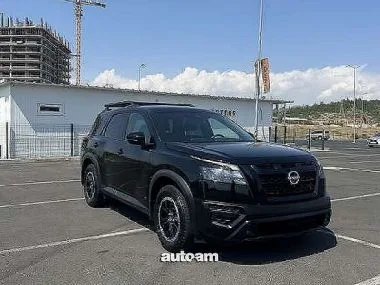 Nissan Pathfinder 2023 — миниатюра 2