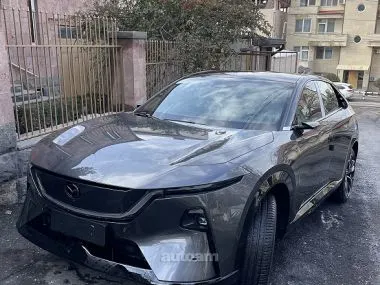 Mazda EZ-60 2025 купить в Москве