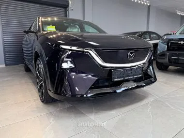 Mazda EZ-60 Max 2025 — фото 1, купить с доставкой в Москву