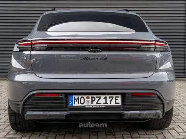 Porsche Macan 2025 — миниатюра 2
