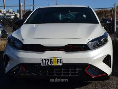 Kia Forte GT-Line S 2022 — фото 1, купить с доставкой в Москву