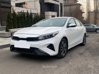 Kia Forte LX 2023 — фото 1, купить с доставкой в Москву